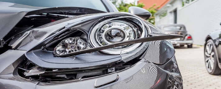 Carrozzeria medaglie d'oro Roma - Riparazione auto incidentate